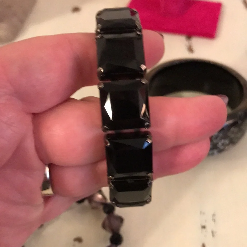 Bracelet lot of 4 black and silver bangle and beaded - Picture 8 of 11